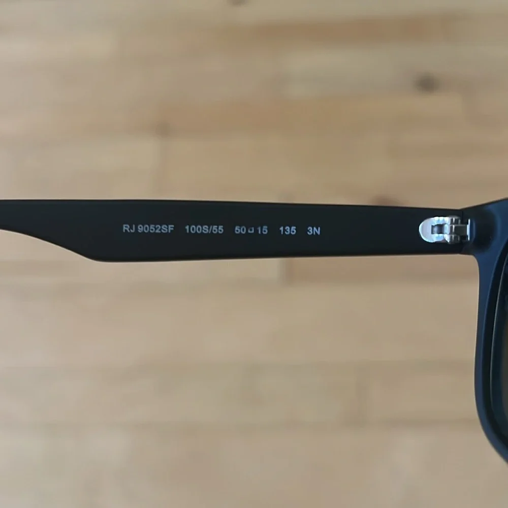 Child Ray Bans with case